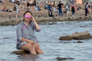 В Петербурге открываются летние кафе, парки и детские площадки. Что известно о смягчении ограничений